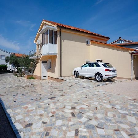 Apartmani Bakran Krk Town Exterior foto