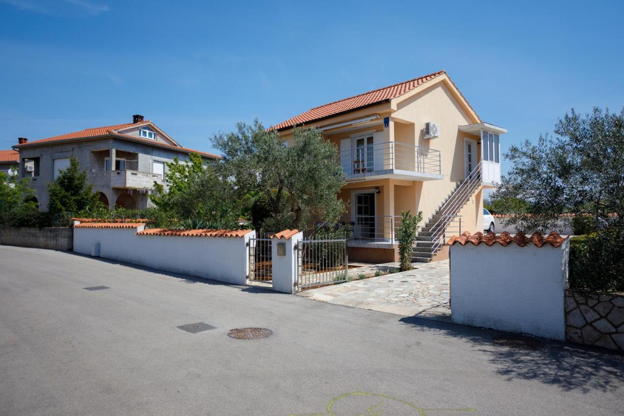 Apartmani Bakran Krk Town Exterior foto