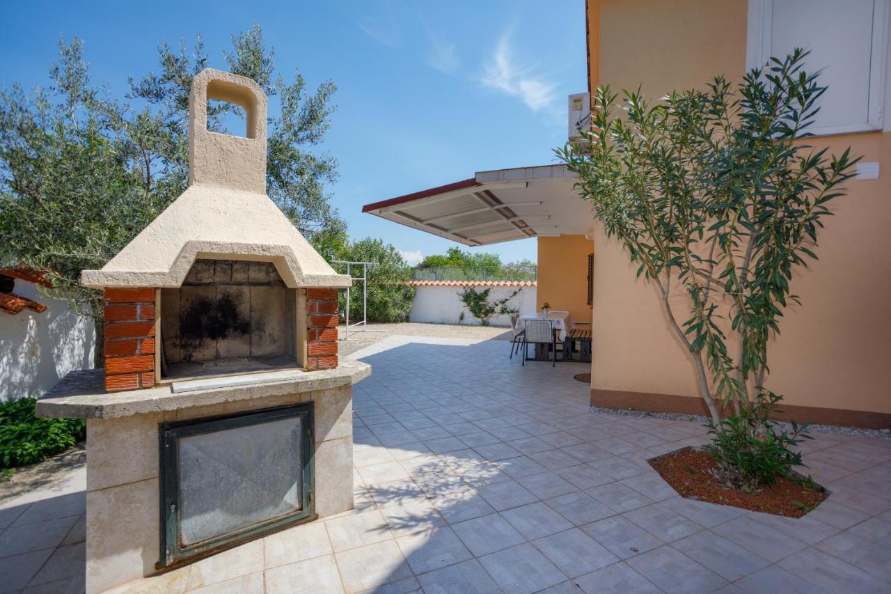Apartmani Bakran Krk Town Exterior foto