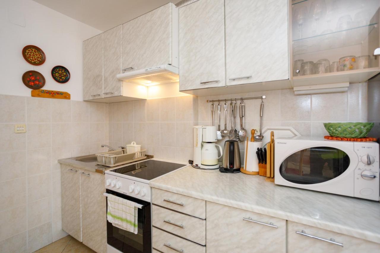 Apartmani Bakran Krk Town Exterior foto